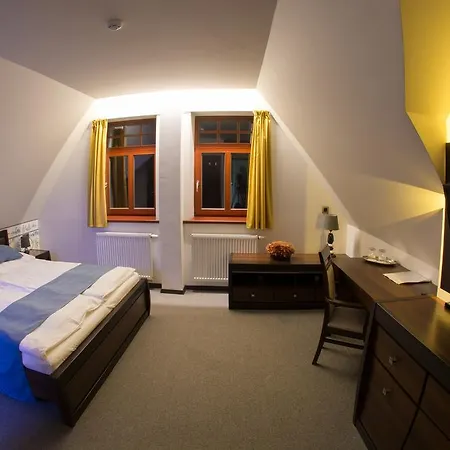 Hotel Slunny Dvur 3*