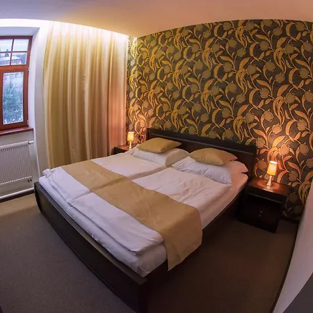 Hotel Slunny Dvur 3*