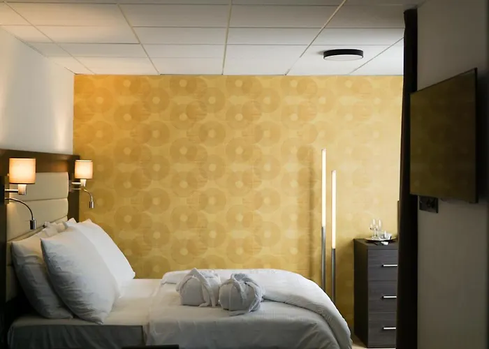 Hotell Slunny Dvur 3*