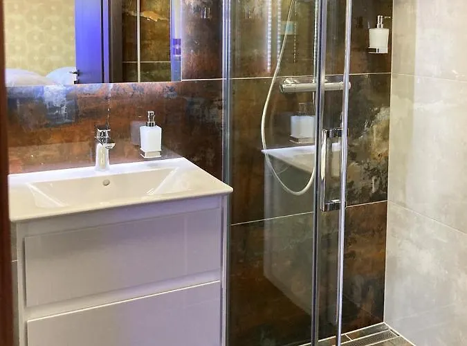 Hotell Slunny Dvur 3*